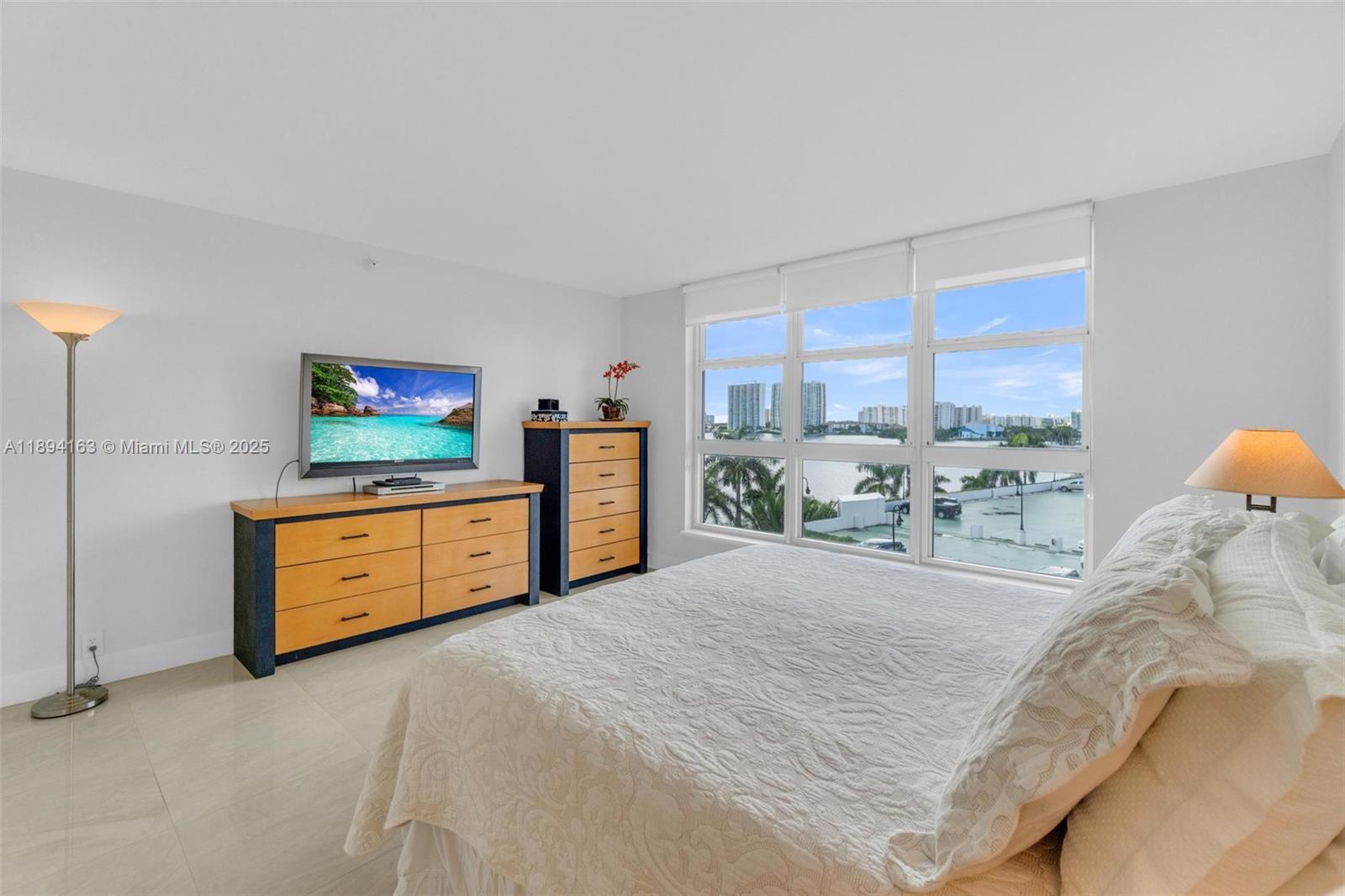 MYSTIC POINTE CONDO NO TH - Residential