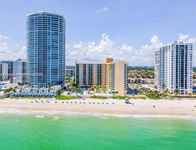 WAVE CONDO - Residential Lease