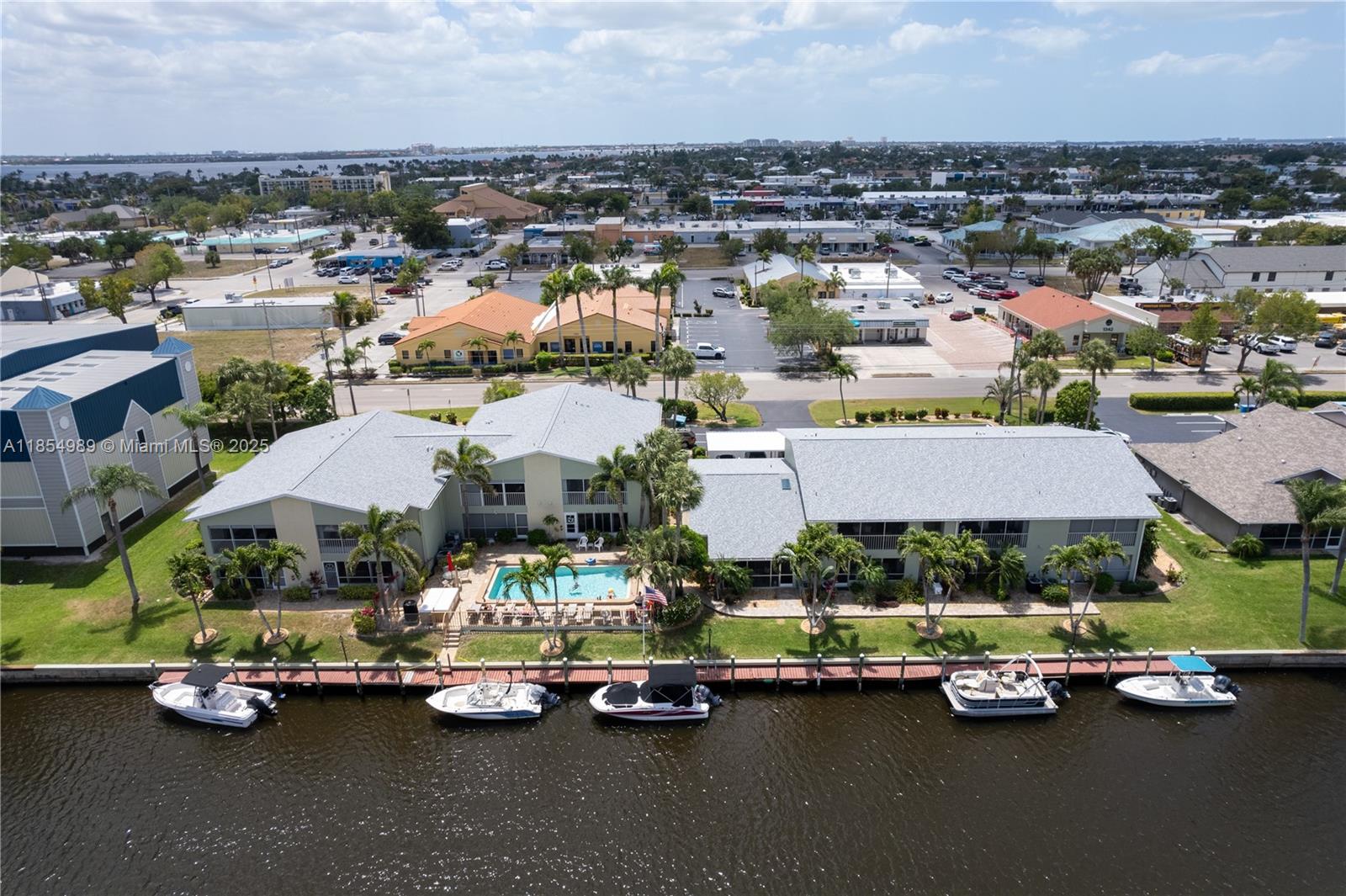 MARINA 46 CONDOMINIUM - Residential