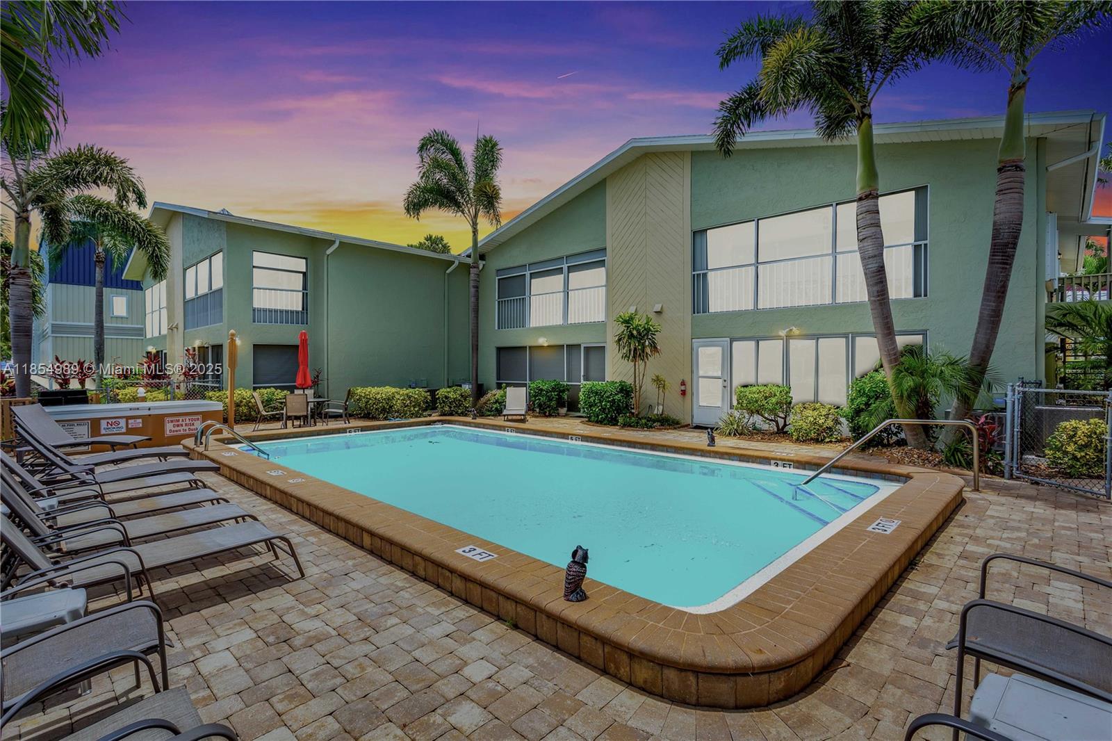 MARINA 46 CONDOMINIUM - Residential