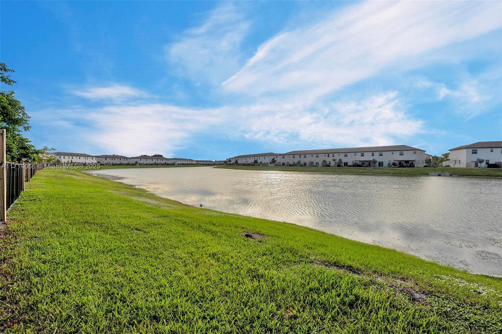 GOLF PARK SEC 1 - Residential