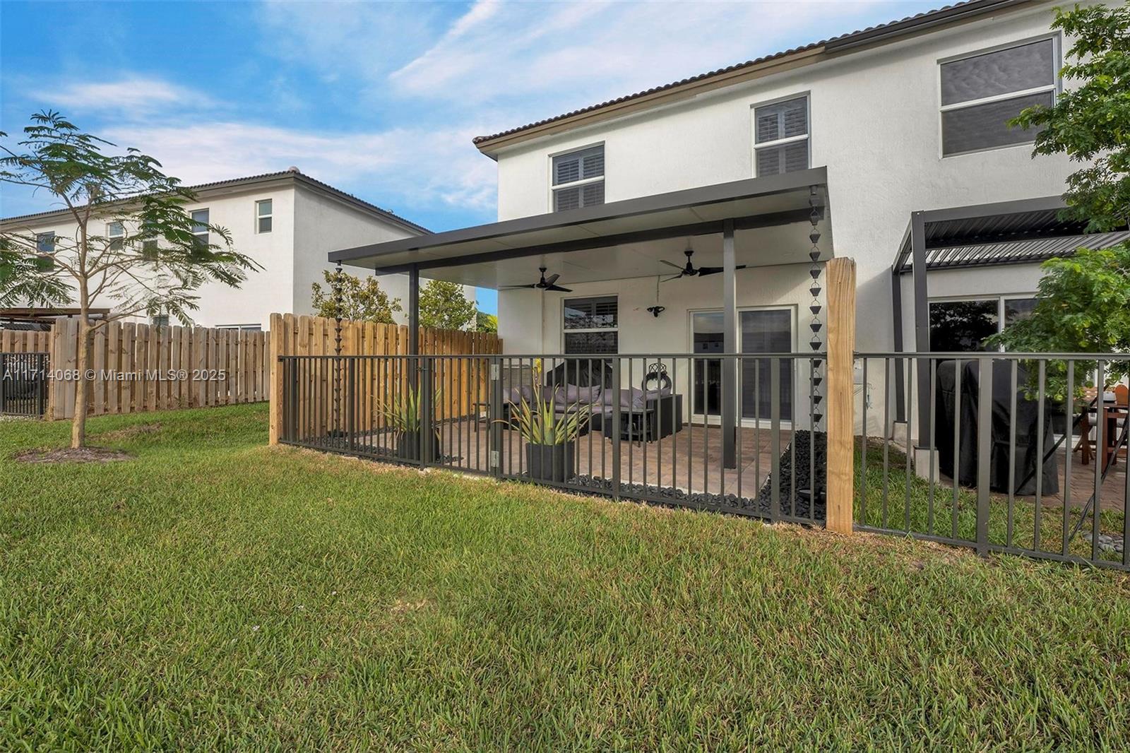 GOLF PARK SEC 1 - Residential