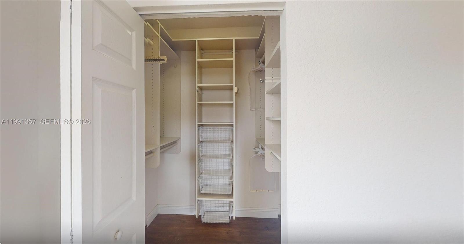 THREE ISLANDS 3RD SECTION - Residential