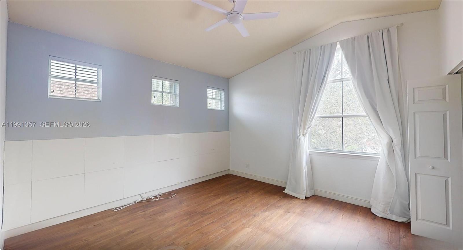 THREE ISLANDS 3RD SECTION - Residential