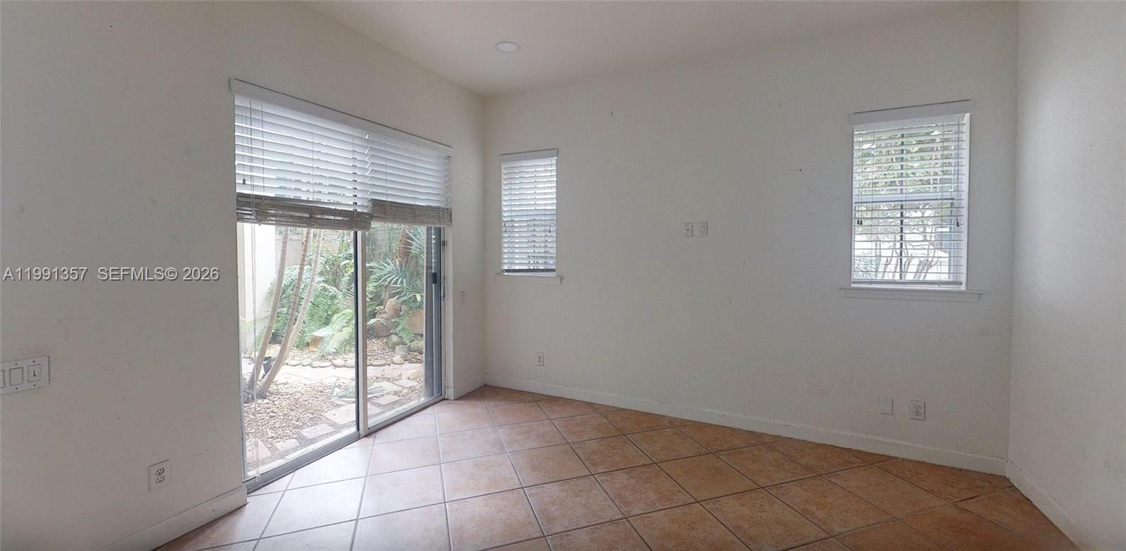 THREE ISLANDS 3RD SECTION - Residential