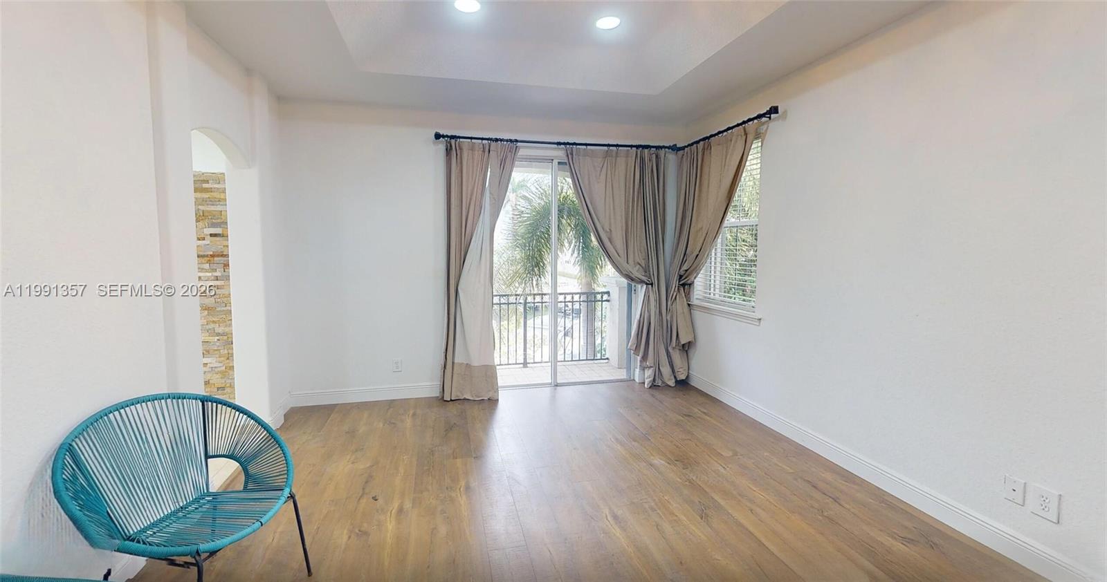 THREE ISLANDS 3RD SECTION - Residential