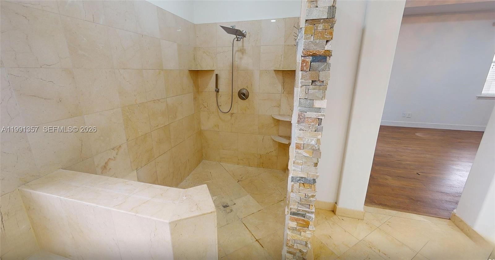 THREE ISLANDS 3RD SECTION - Residential