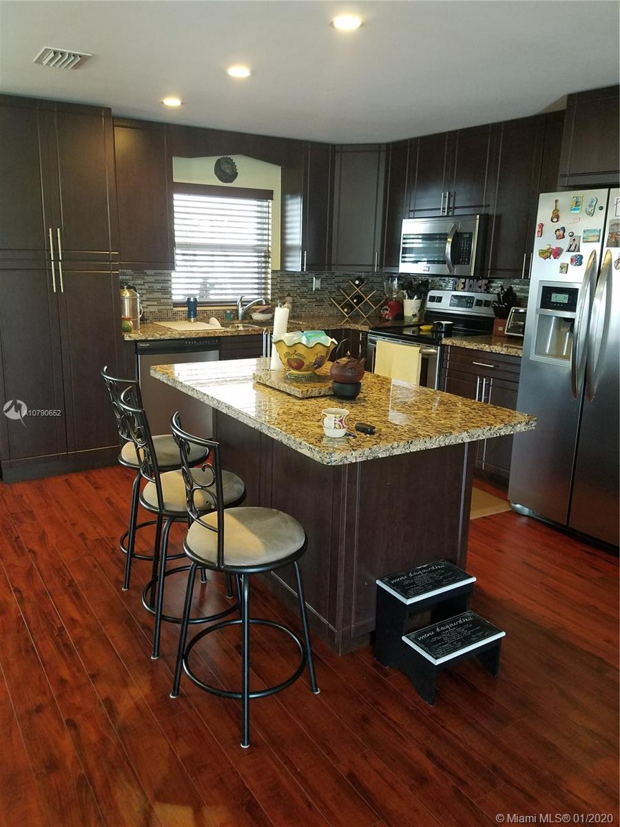 COUNTERPOINT ESTATES 5 - Residential