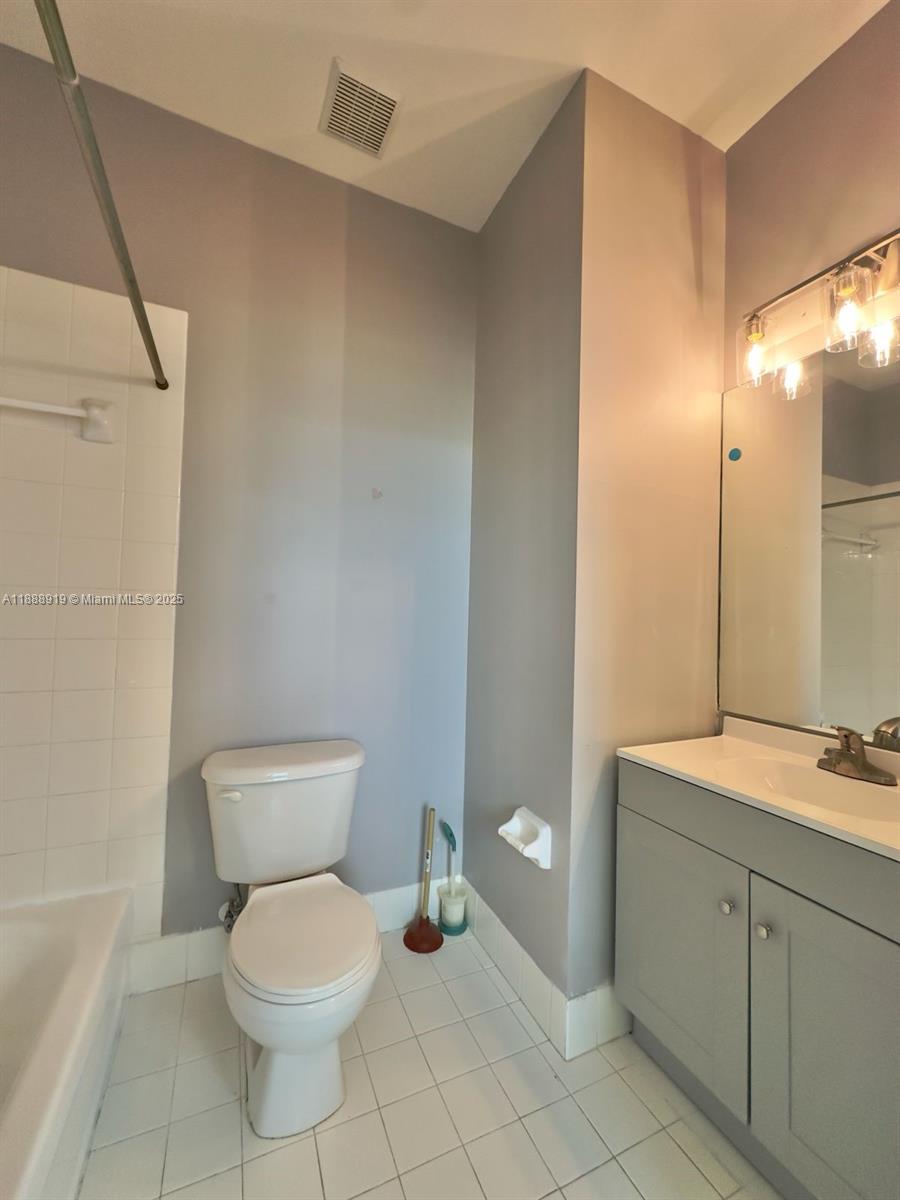 PARK PLACE AT PLANTATION - Residential Lease