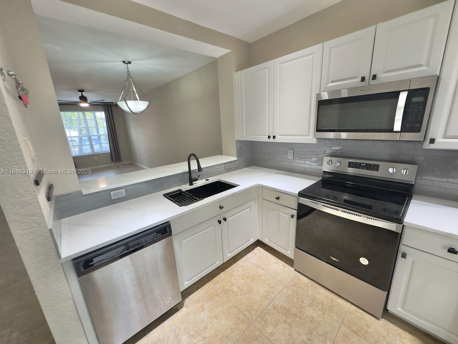 PARK PLACE AT PLANTATION - Residential Lease