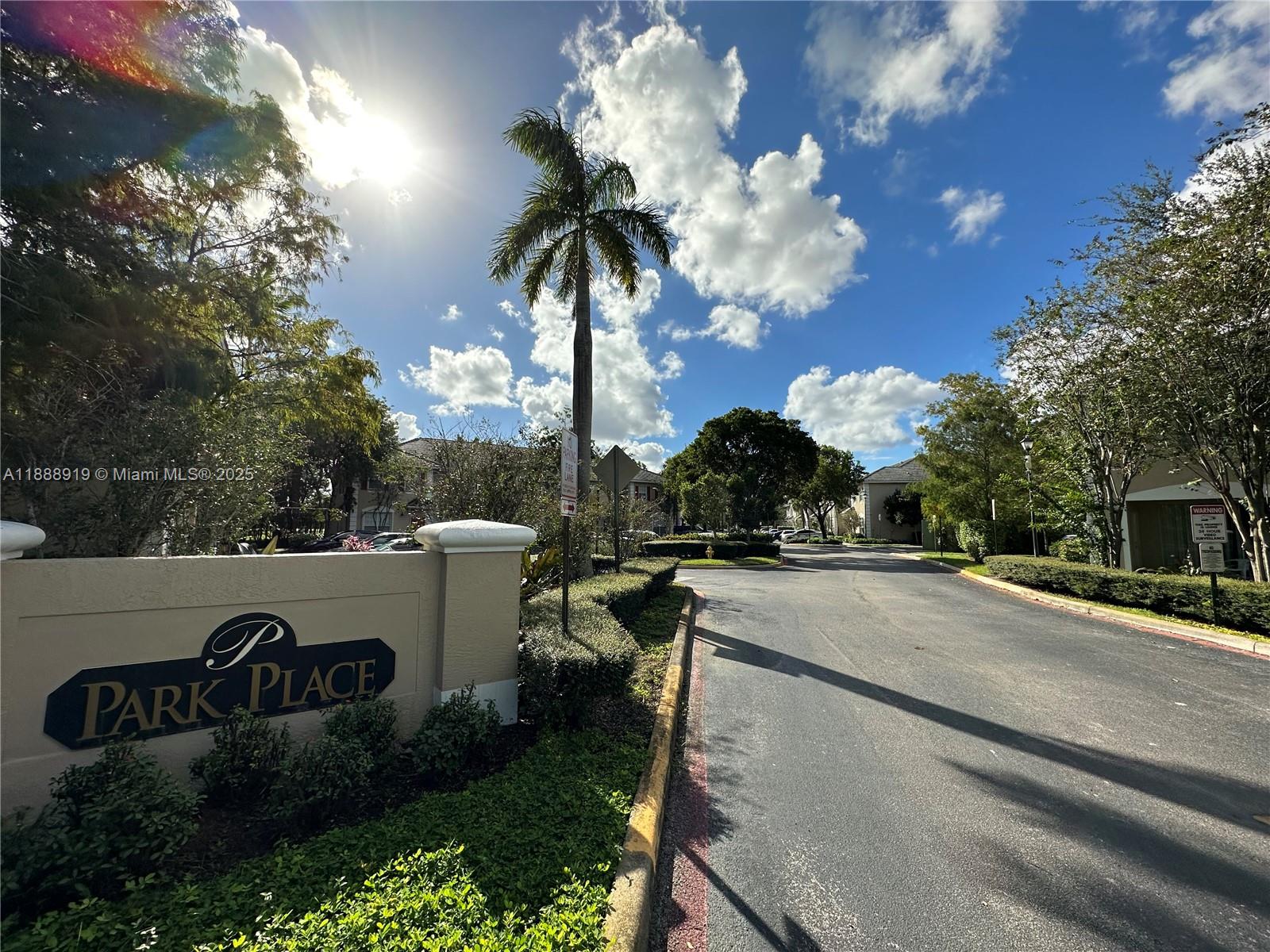 PARK PLACE AT PLANTATION - Residential Lease