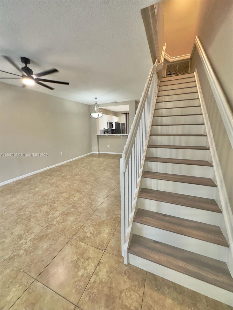 PARK PLACE AT PLANTATION - Residential Lease