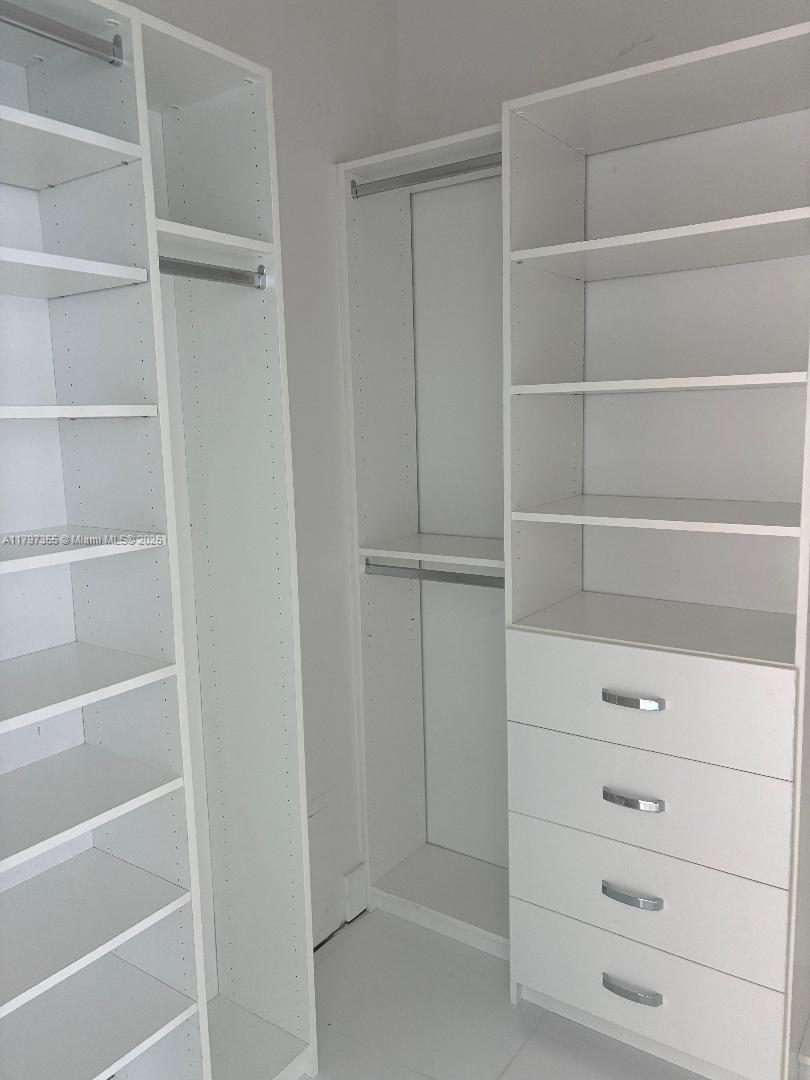 JADE OCEAN CONDO - Residential