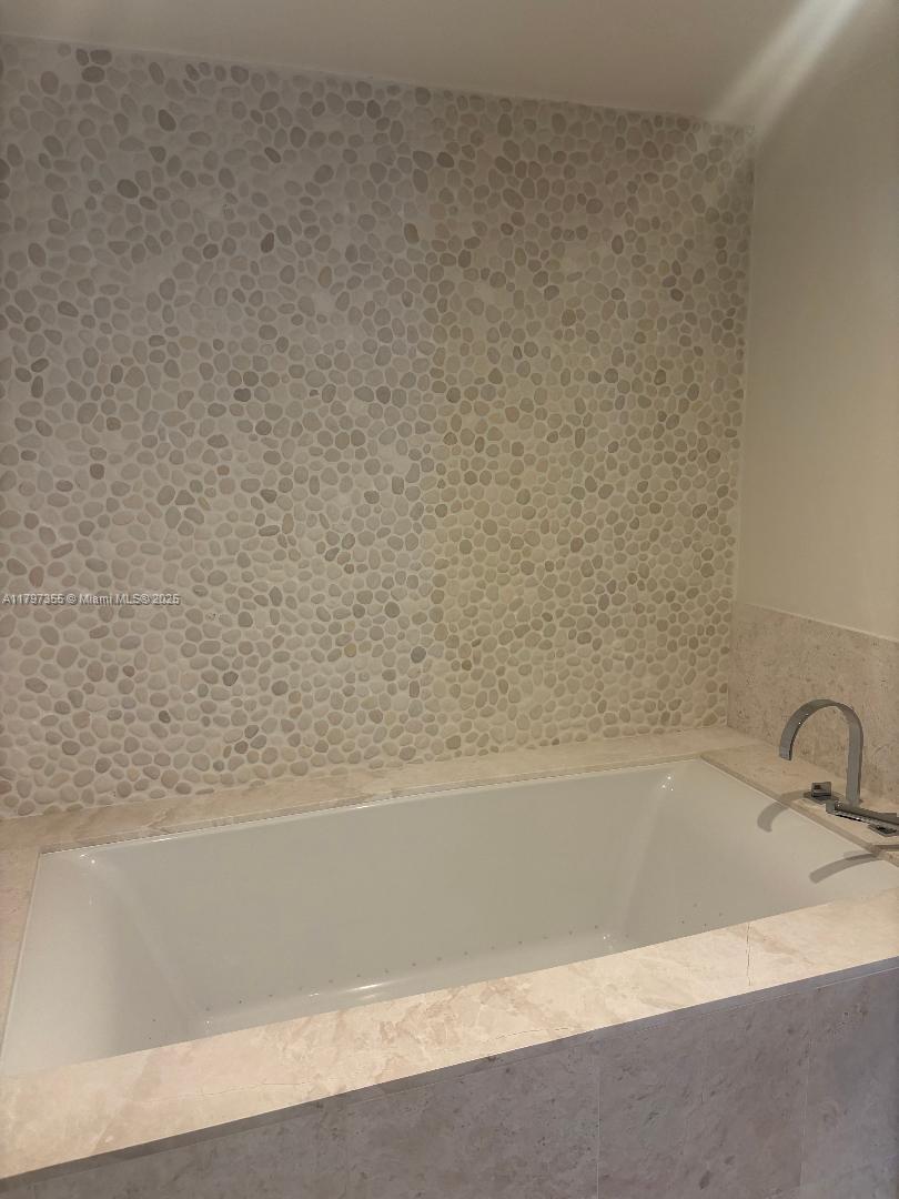 JADE OCEAN CONDO - Residential