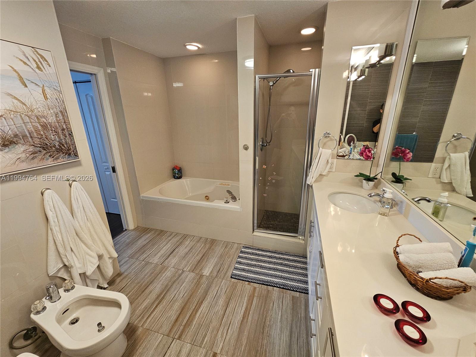 DORAL CHASE 1ST ADDN AMEN - Residential Lease