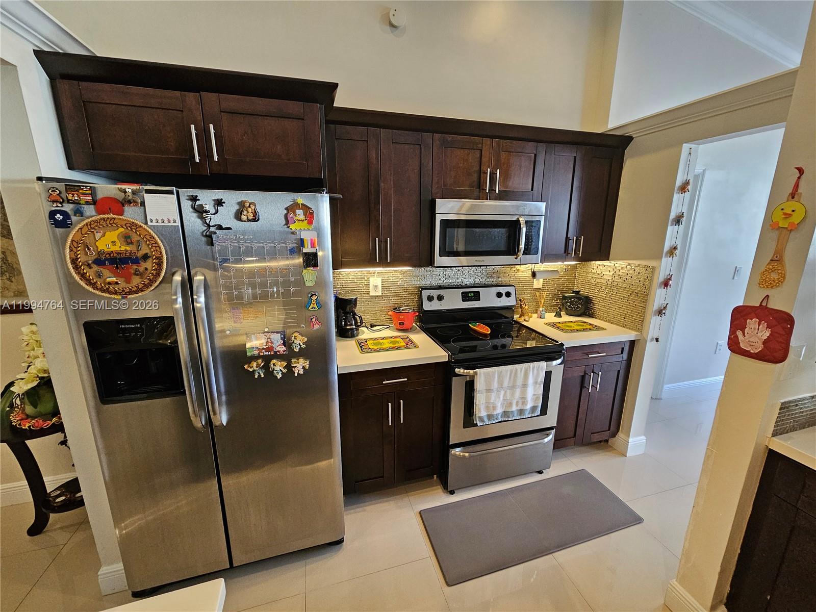 DORAL CHASE 1ST ADDN AMEN - Residential Lease