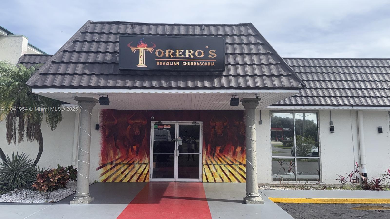 For Sale: Turnkey Restaurant Inside Hotel w/ Private Entry – Owner Financing Available!
Unique opportunity to own a fully equipped, operating restaurant with both private exterior access and entry through the hotel lobby! Features include a full bar, live entertainment stage, buffet station, Brazilian rotisserie grill (Churrasqueira), and two walk-in coolers. Strong delivery presence on UberEats, DoorDash, and Grubhub. No permits or build-out needed—just step in and start earning. Ideal for chefs, investors, or hospitality pros. High-traffic location. Keep the current concept or launch your own vision. Immediate revenue, full setup, owner financing don't miss this gem!