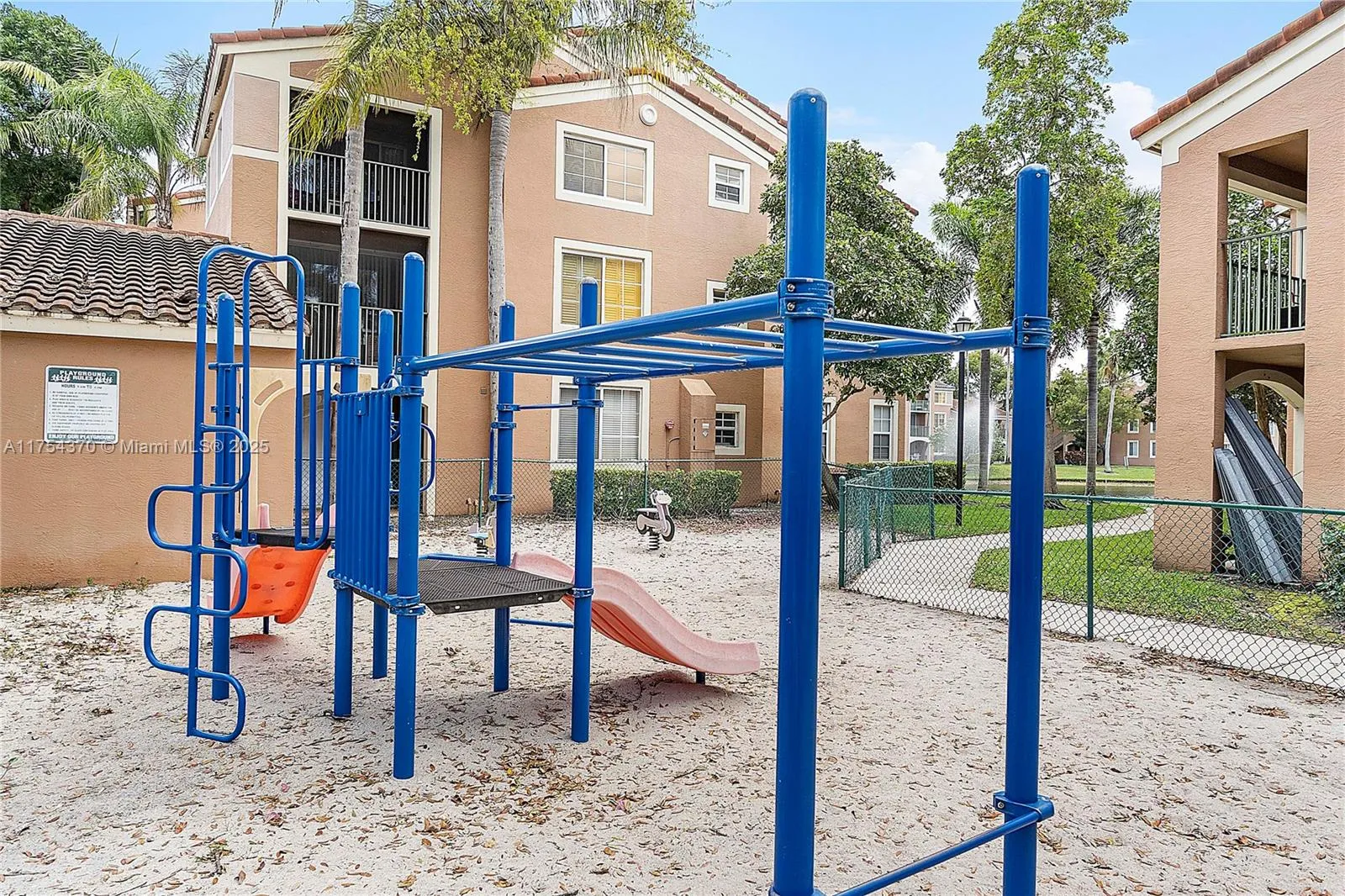 Coconut Creek, Florida 33073, United States, 2 Bedrooms Bedrooms, ,1 BathroomBathrooms,Residential,Active,83921