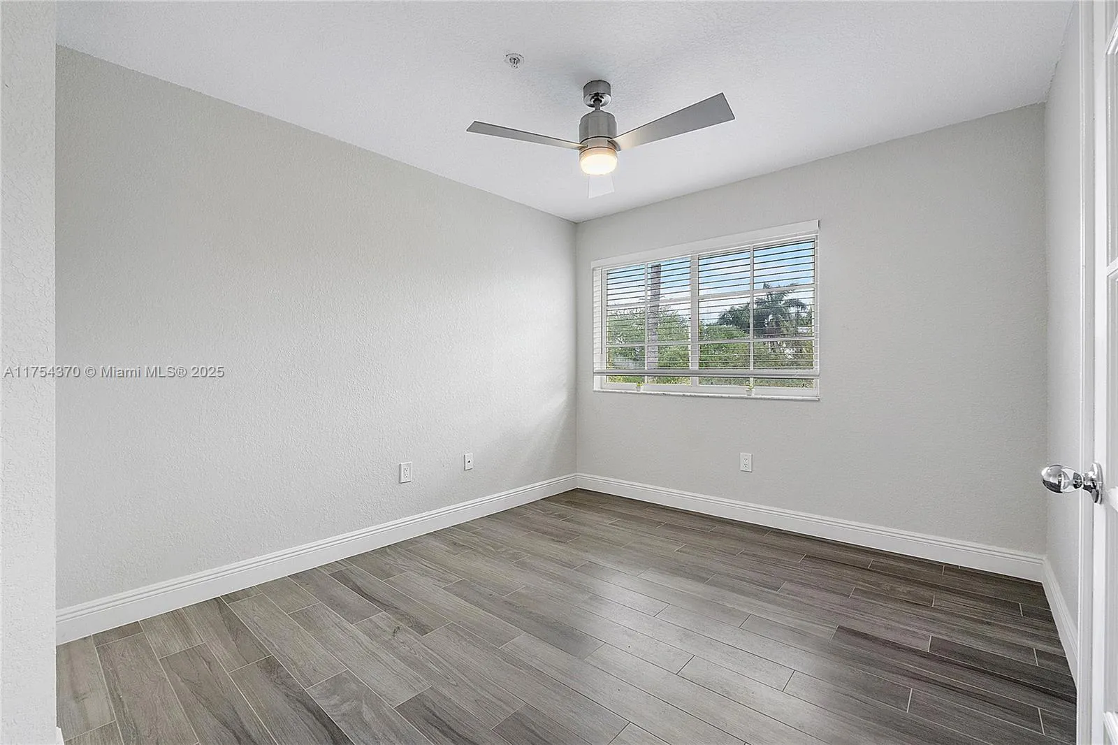 Coconut Creek, Florida 33073, United States, 2 Bedrooms Bedrooms, ,1 BathroomBathrooms,Residential,Active,83921