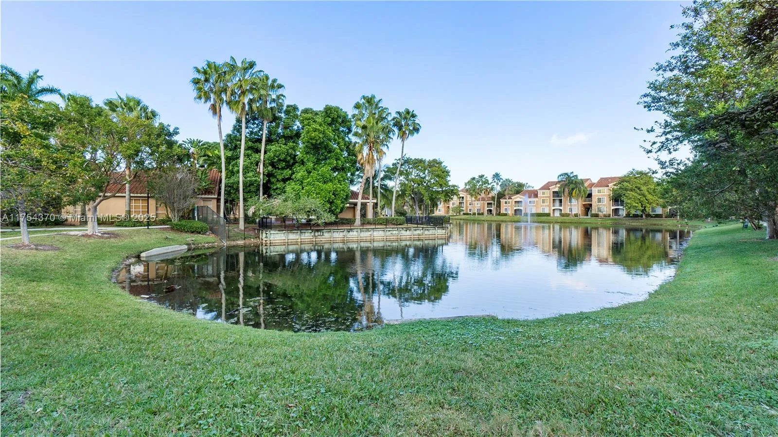 Coconut Creek, Florida 33073, United States, 2 Bedrooms Bedrooms, ,1 BathroomBathrooms,Residential,Active,83921