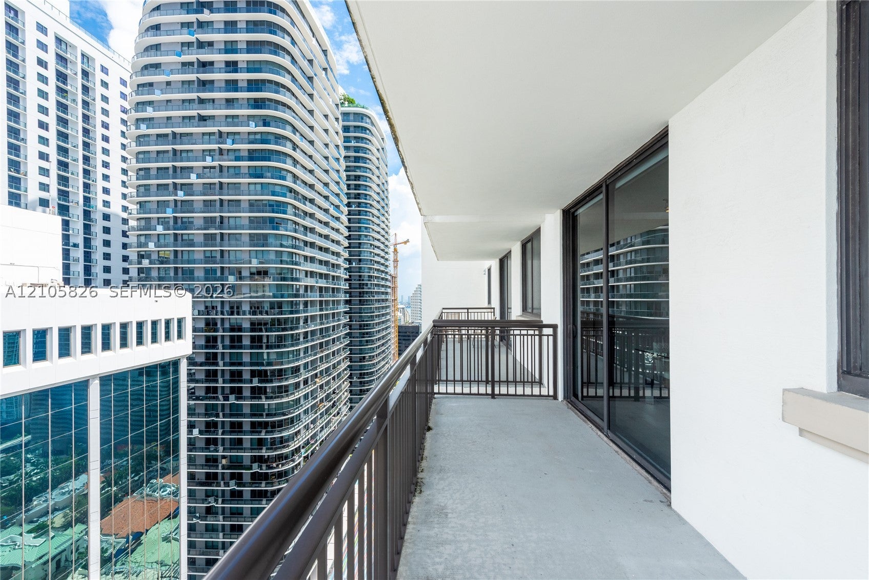 999 SW 1st Ave 3114