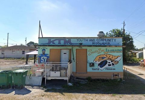 PALM BEACH RD South Bay FL 33493