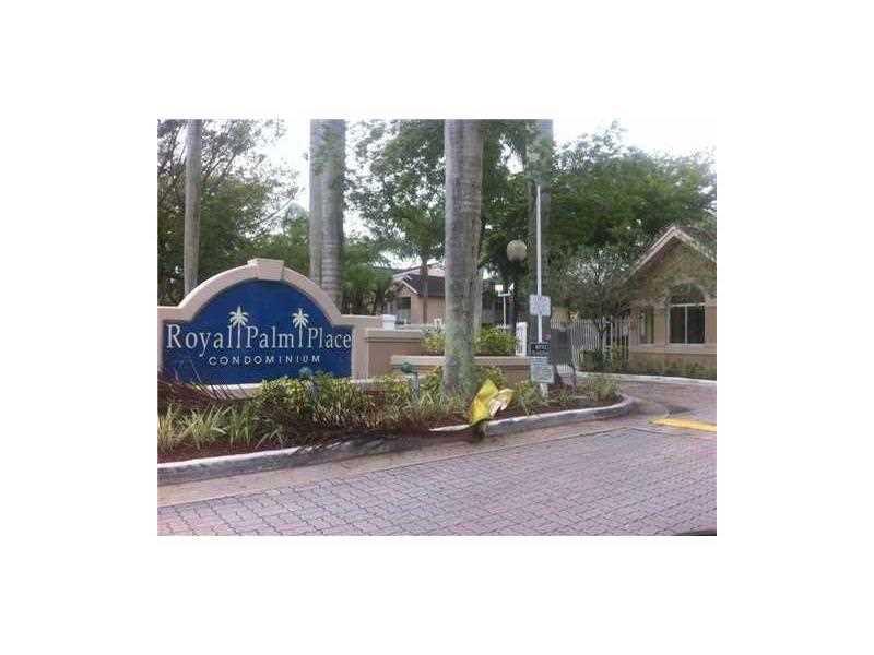 BEAUTIFUL 2/2 IN LOVELY ROYAL PALM PLACE CONDO, IN EXCELLENT CONDITION, A PLEASURE TO SHOW. TENANT WILL BE OUT BY THANKSGIVING, THEN WE WILL INSTALL LOCKB OX.