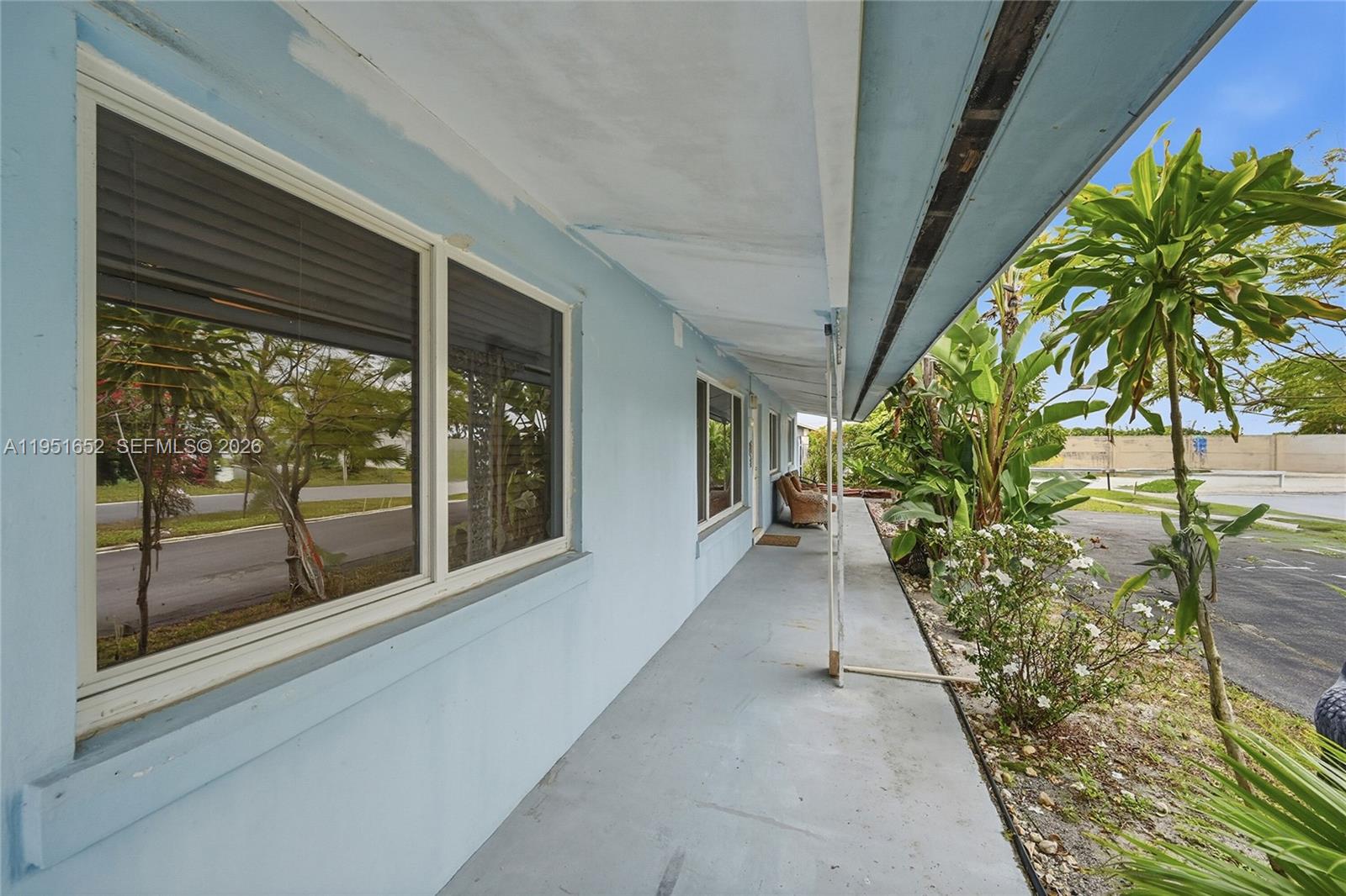 424 SW 7th Ave, Boynton Beach, FL, 33435/$499,000 4 424 SW 7th Ave