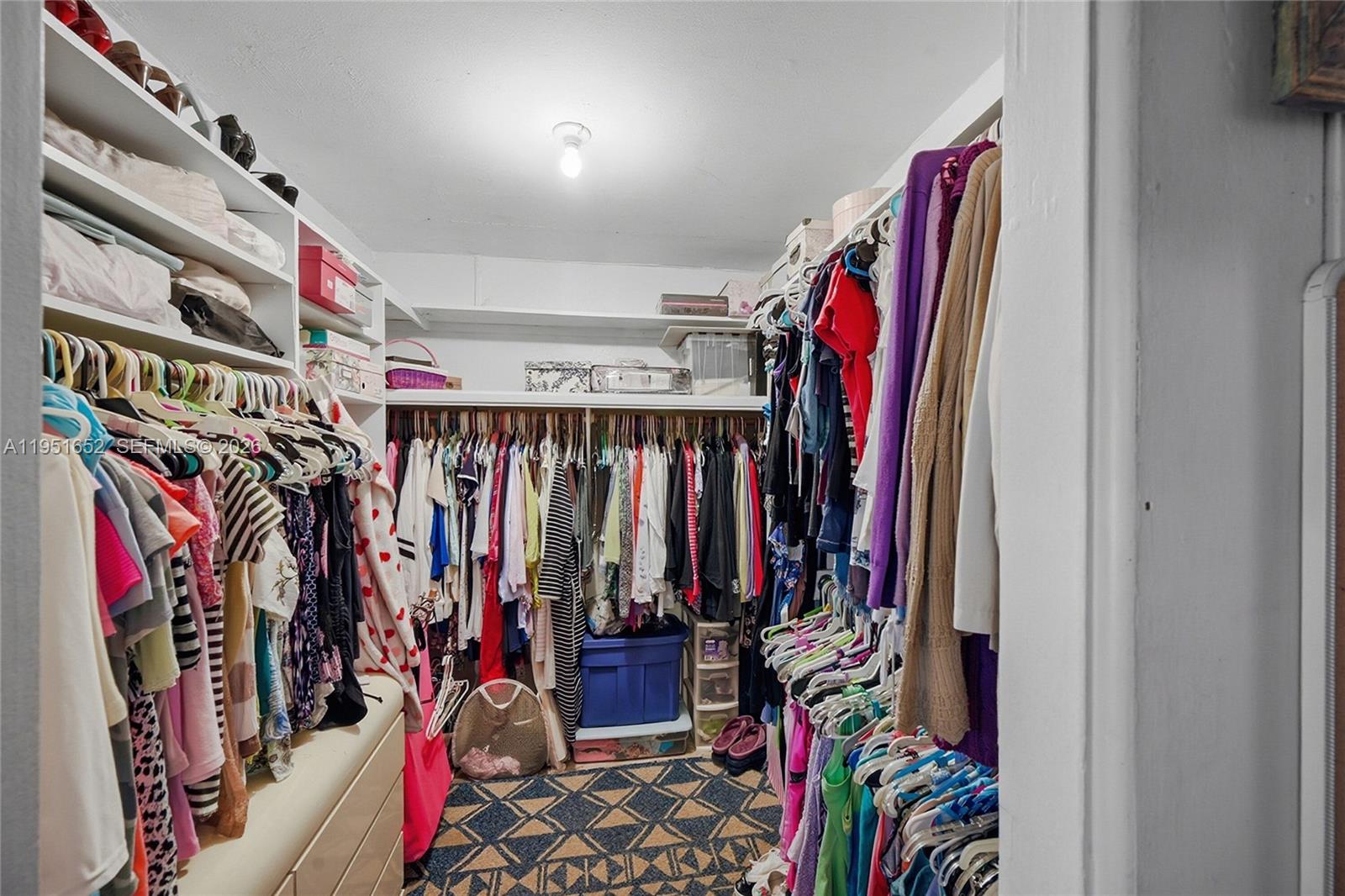 PINE RIDGE - Residential