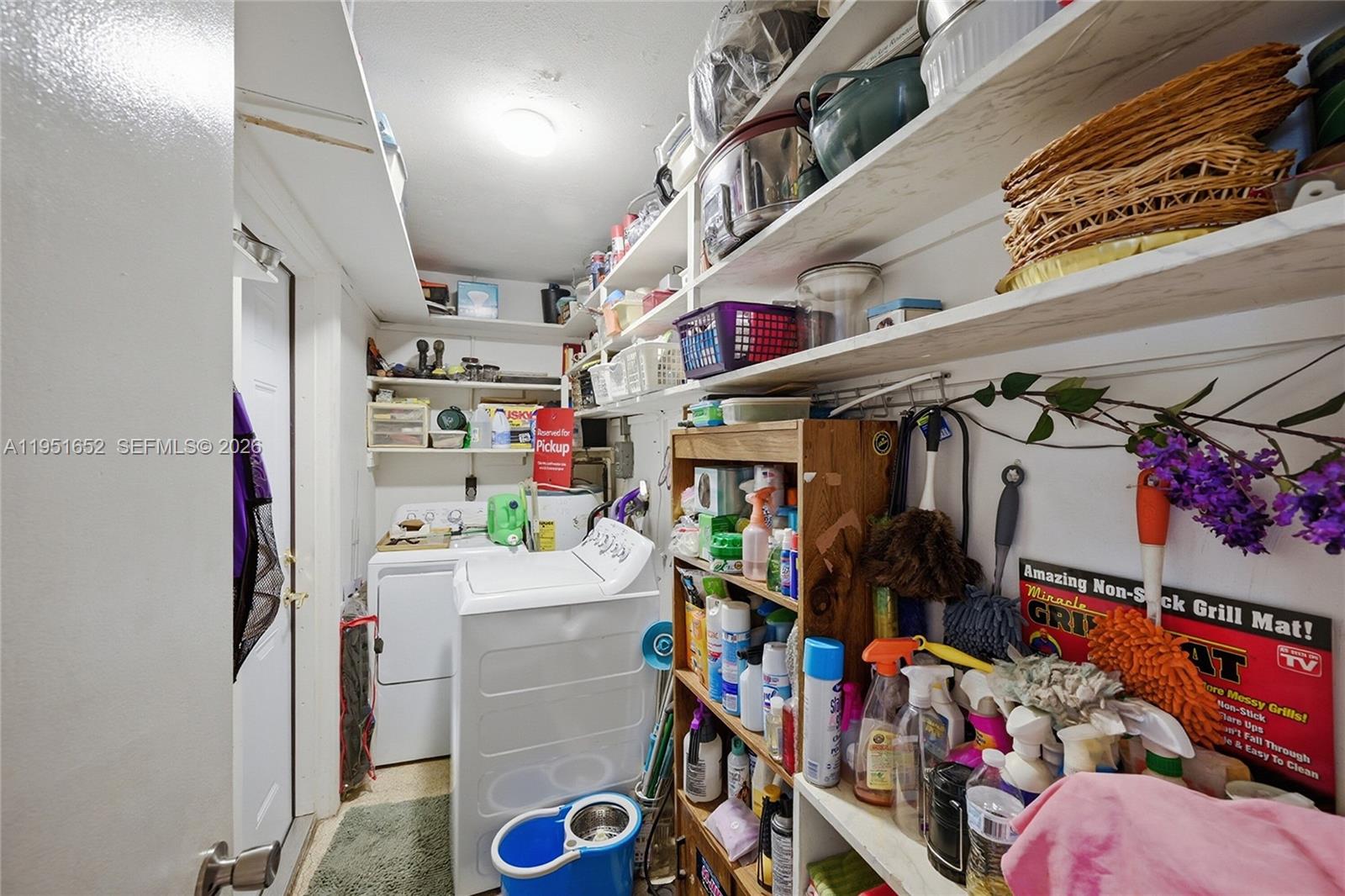 PINE RIDGE - Residential