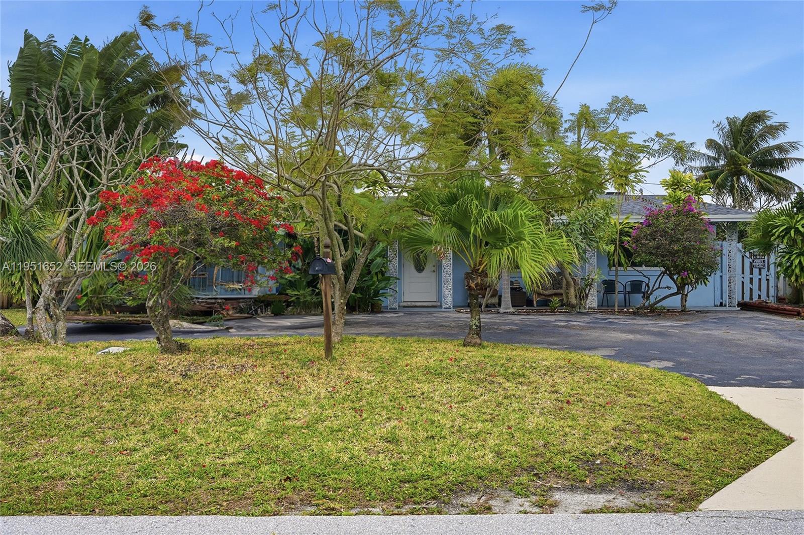 424 SW 7th Ave, Boynton Beach, FL, 33435/$499,000 2 424 SW 7th Ave