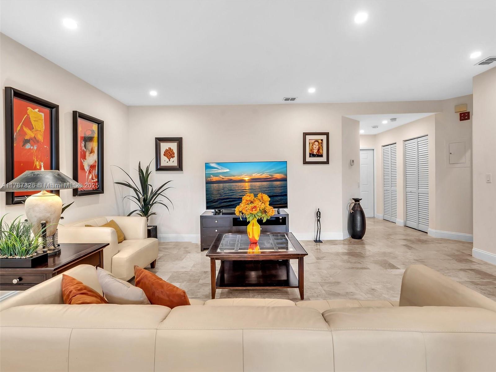 PLUM AT BOCA POINTE CONDO - Residential