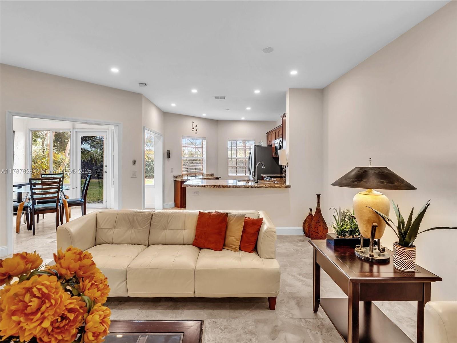 PLUM AT BOCA POINTE CONDO - Residential