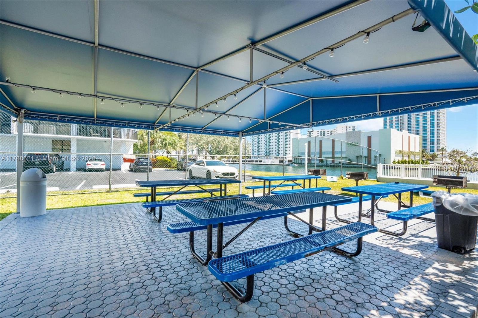 TOWERS OF OCEANVIEW SOUTH - Residential