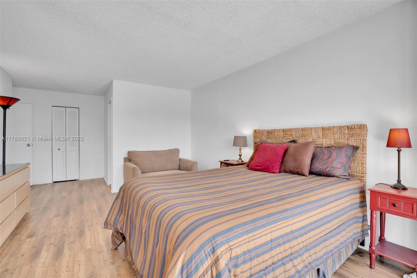 TOWERS OF OCEANVIEW SOUTH - Residential