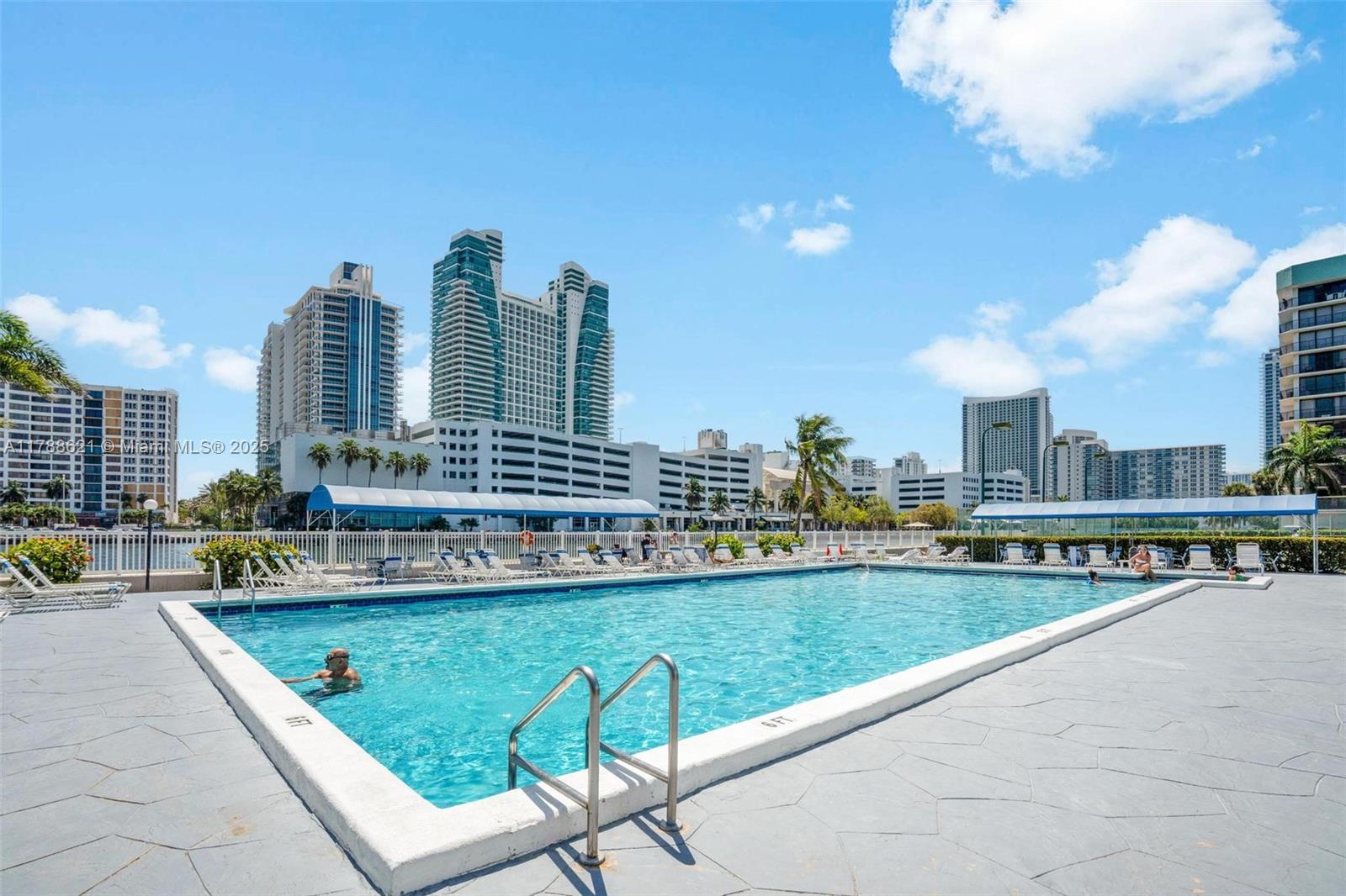 TOWERS OF OCEANVIEW SOUTH - Residential