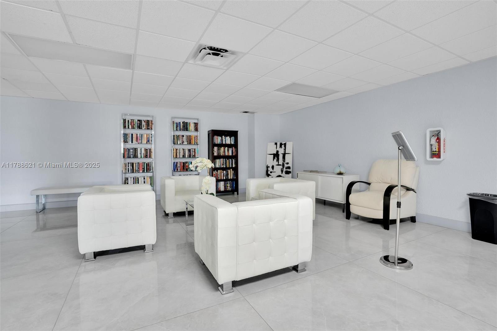 TOWERS OF OCEANVIEW SOUTH - Residential