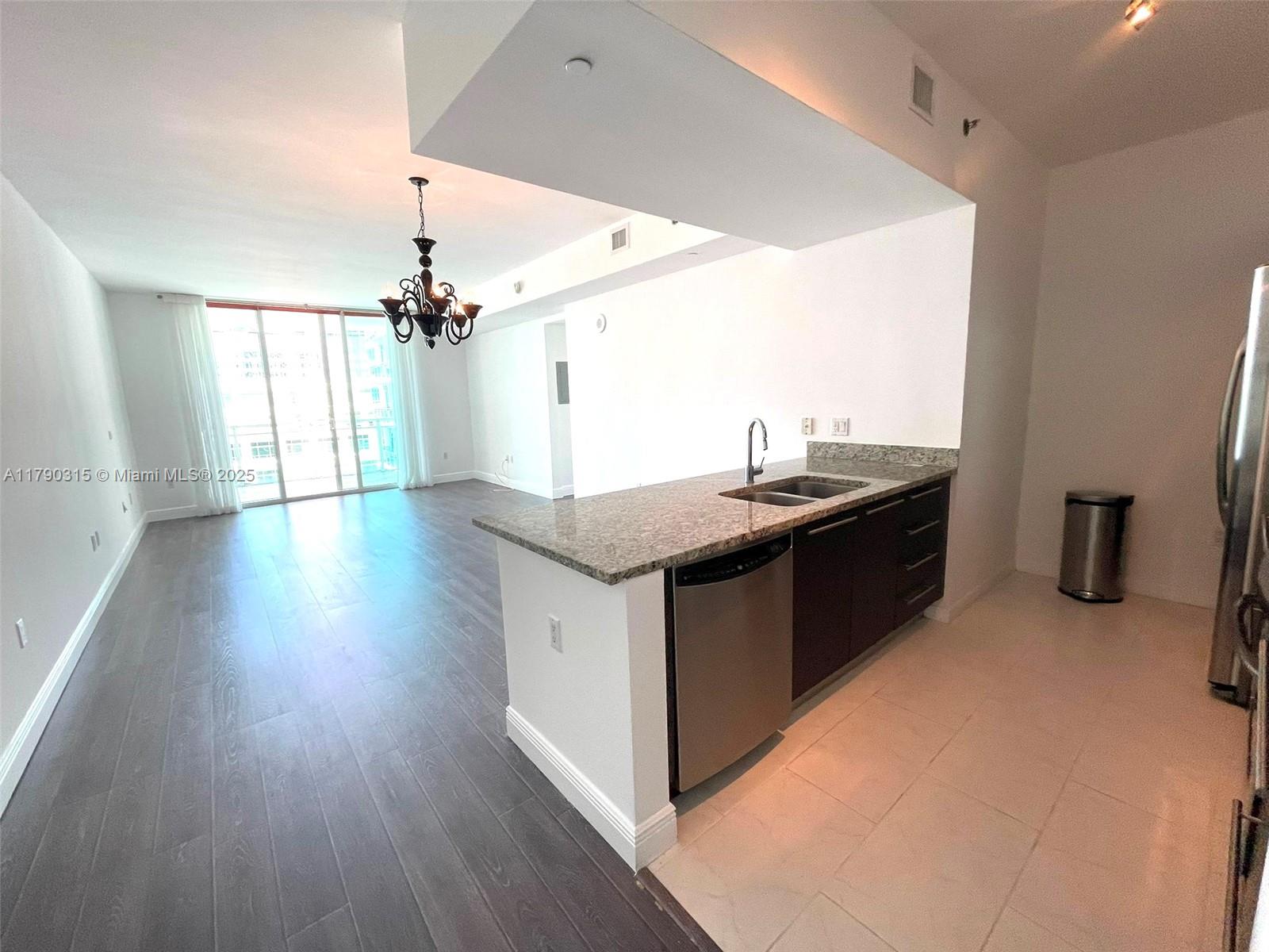 Rental Property at 951 Brickell Ave 3600, Miami, Broward County, Florida - Bedrooms: 1 
Bathrooms: 1  - $3,250 MO.