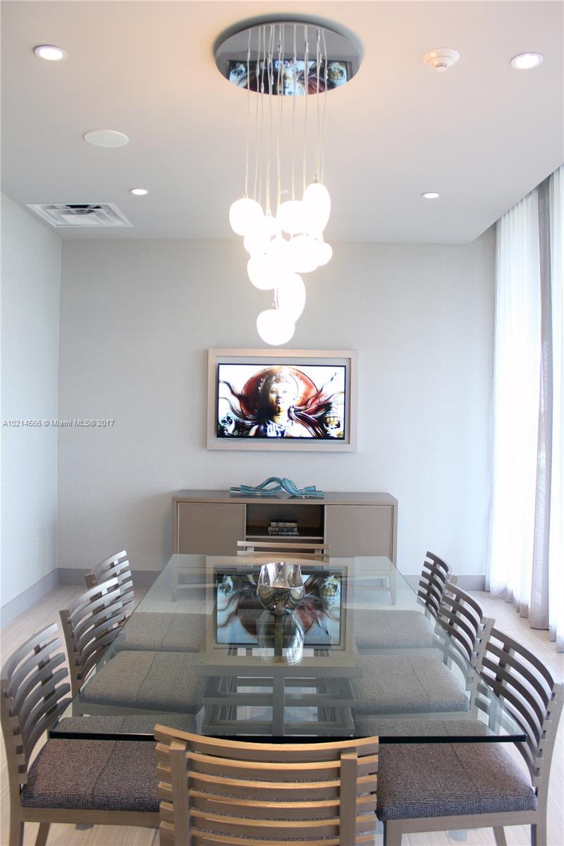 5300 PASEO - Residential Lease