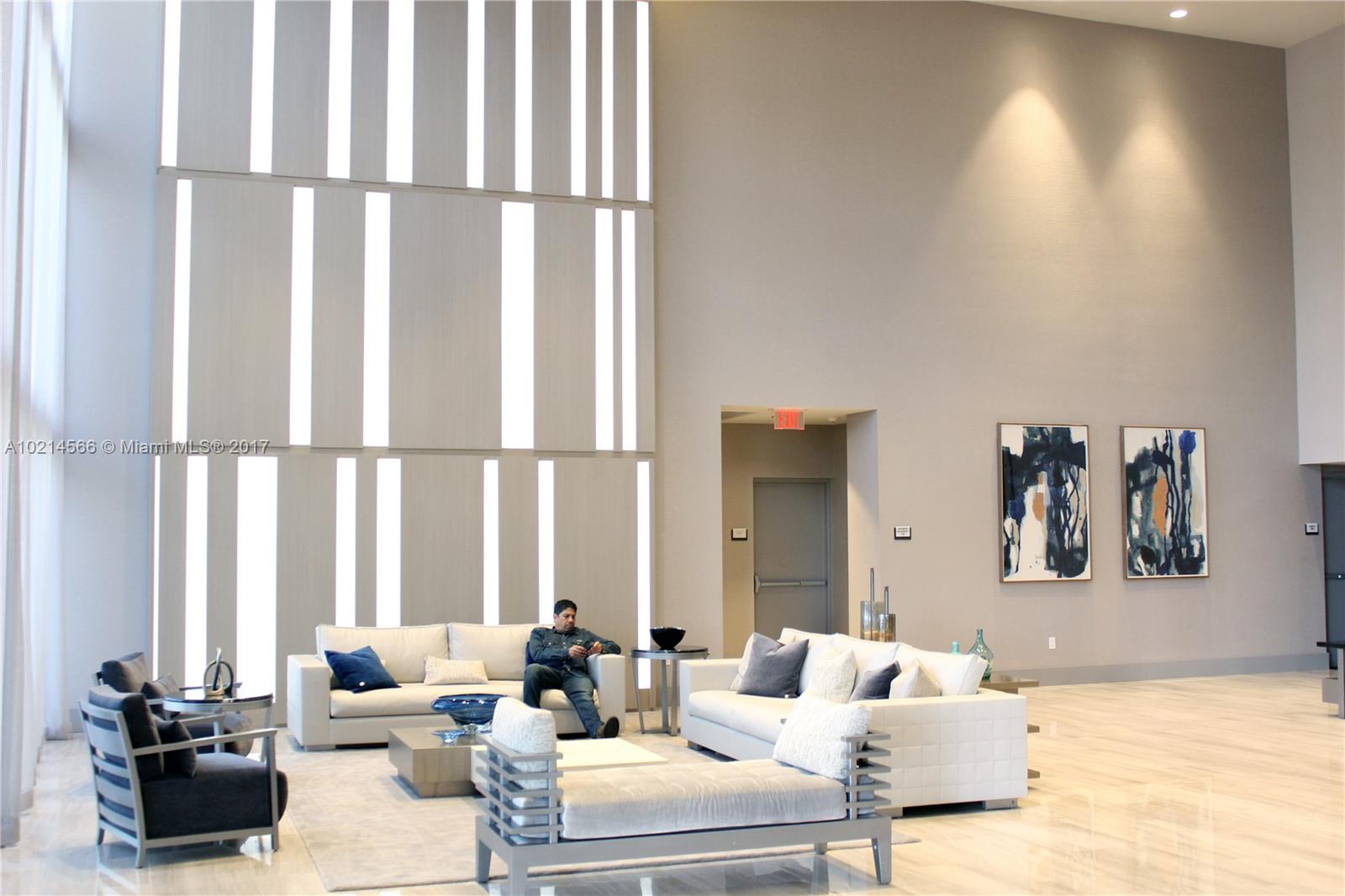 5300 PASEO - Residential Lease