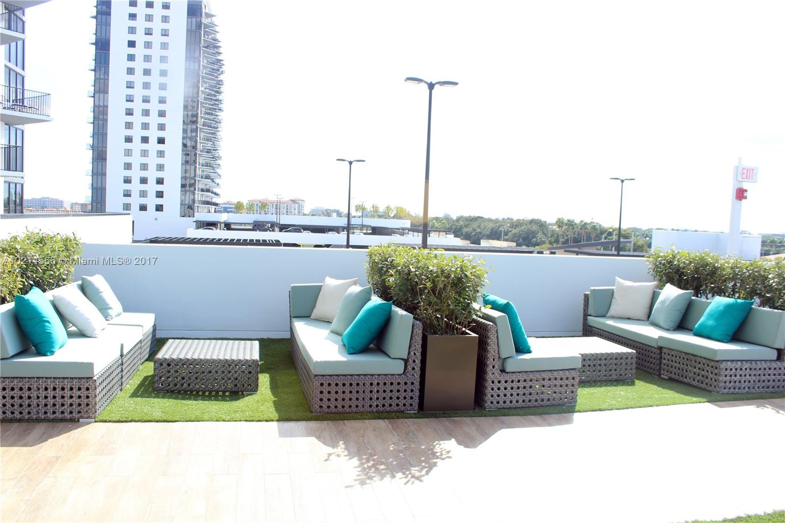 5300 PASEO - Residential Lease