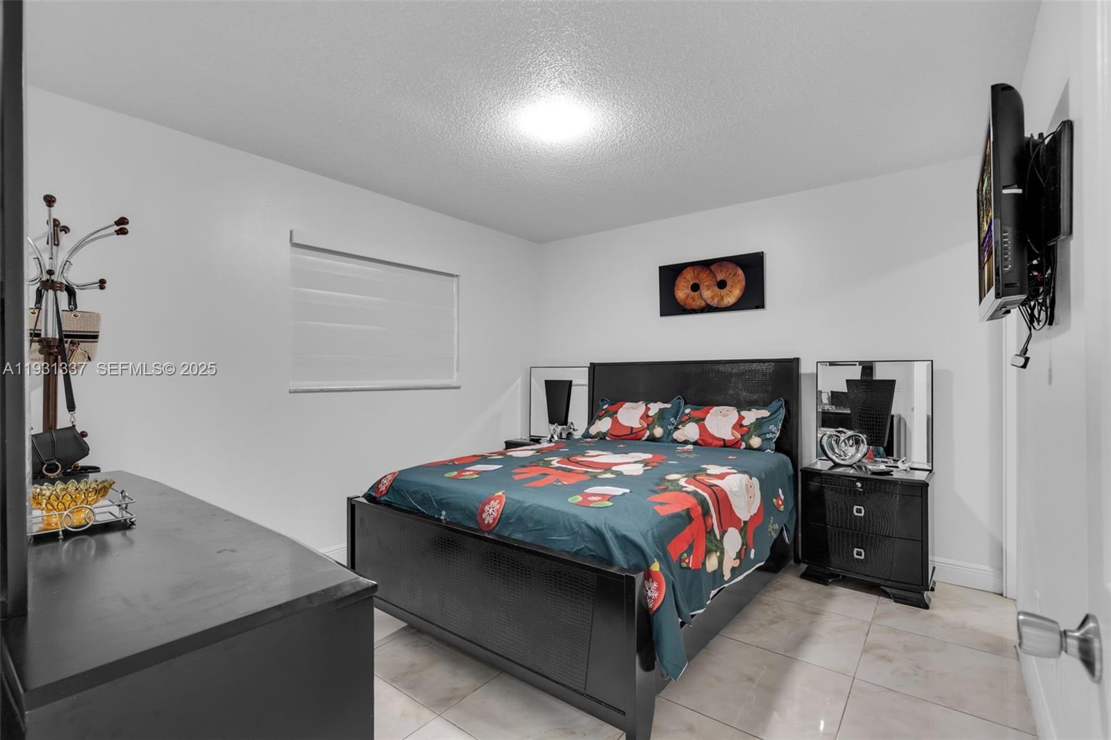 MICHELLE JARDINS NO 2 - Residential Lease