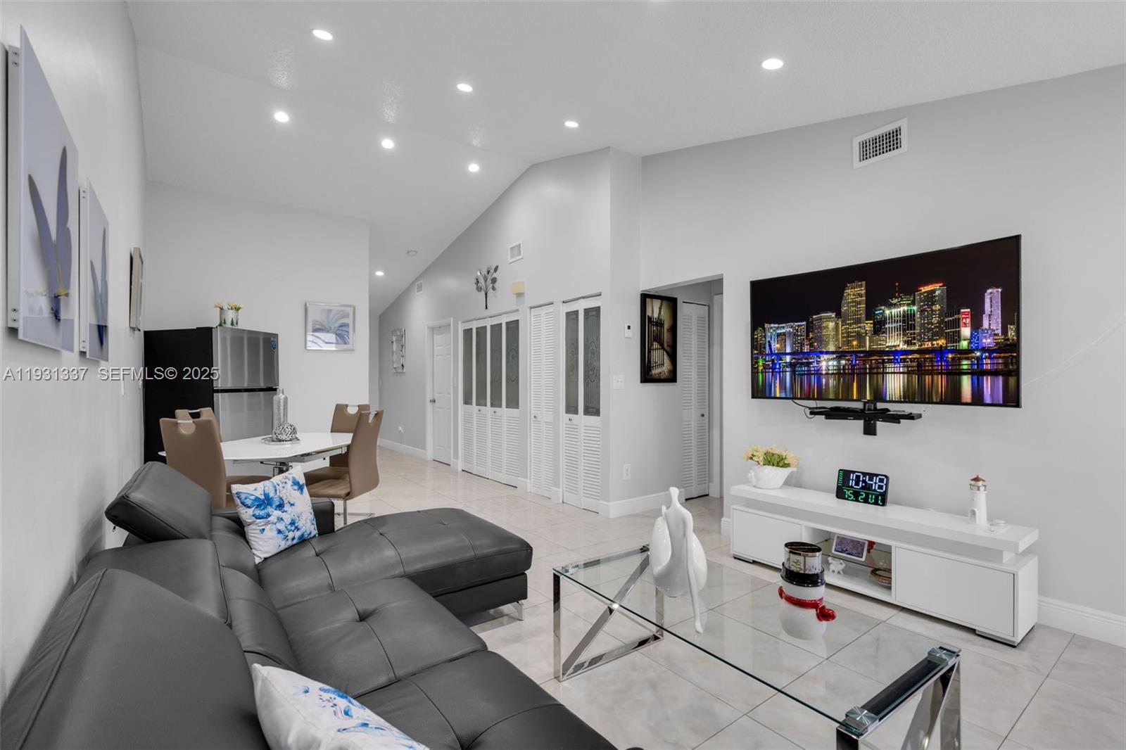 MICHELLE JARDINS NO 2 - Residential Lease