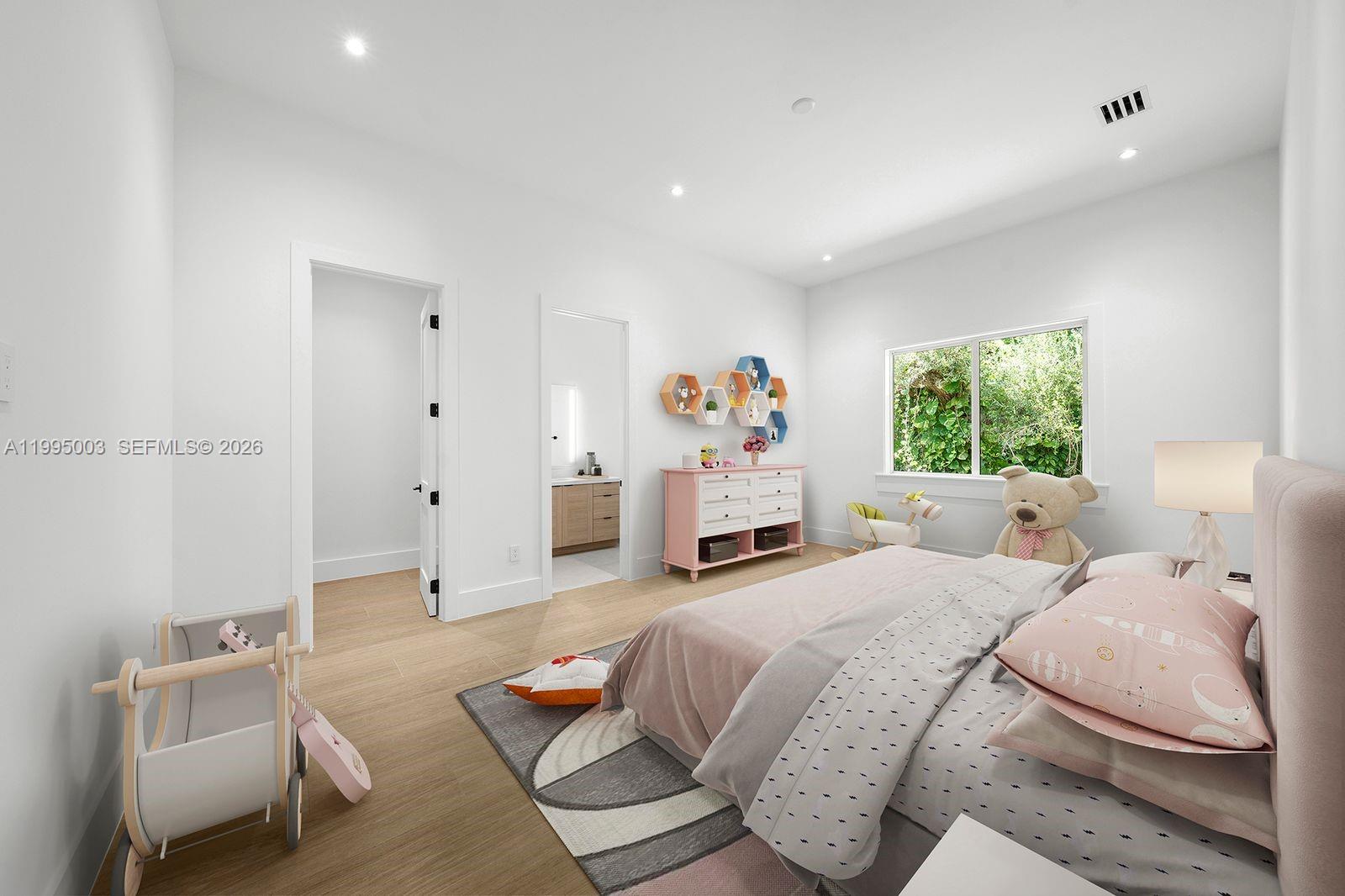 SUNILAND ESTATES 1ST ADDN - Residential