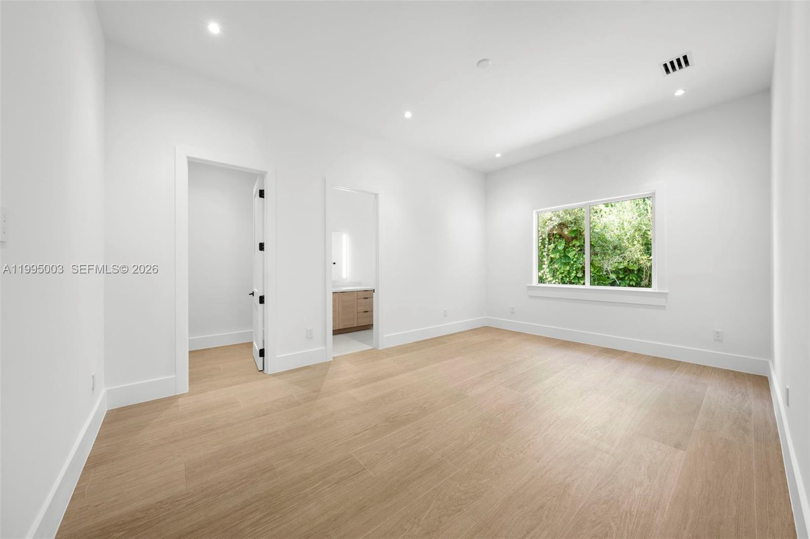 SUNILAND ESTATES 1ST ADDN - Residential