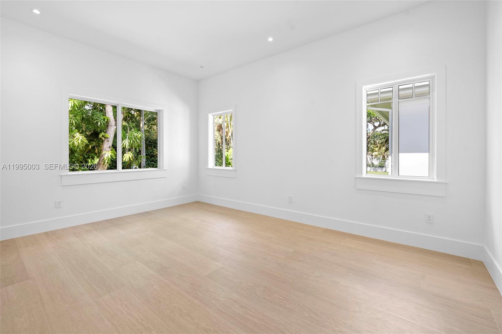 SUNILAND ESTATES 1ST ADDN - Residential