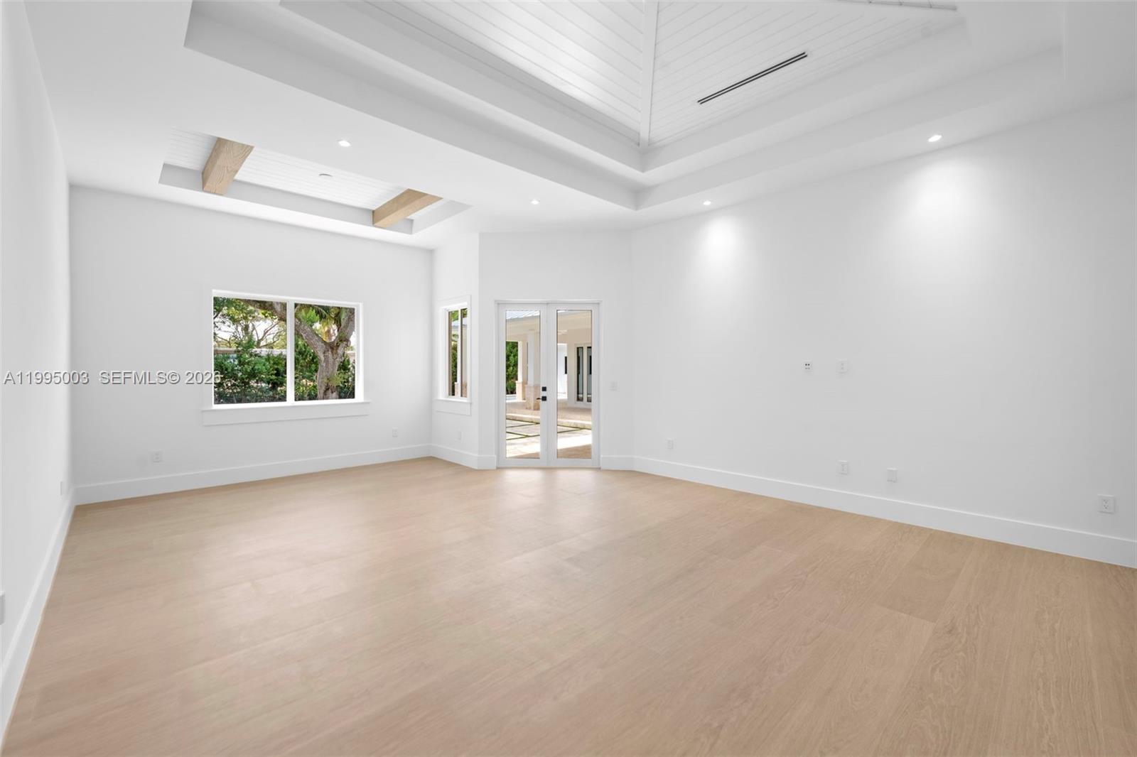 SUNILAND ESTATES 1ST ADDN - Residential