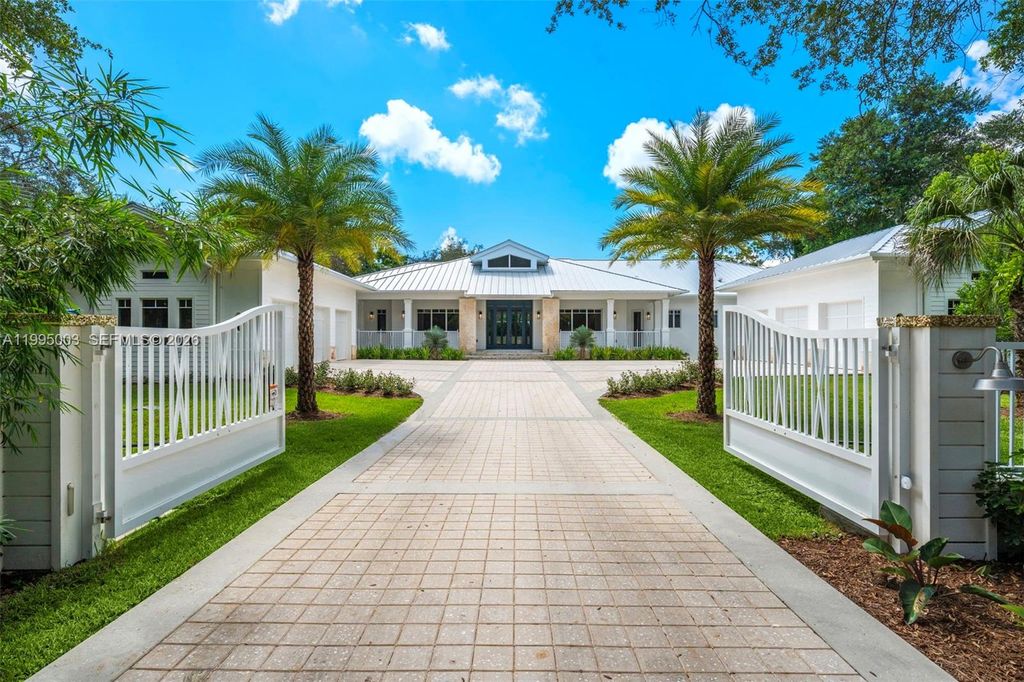 Photo of 7900 SW 118th St, Pinecrest, FL 33156 (MLS # A11995003)