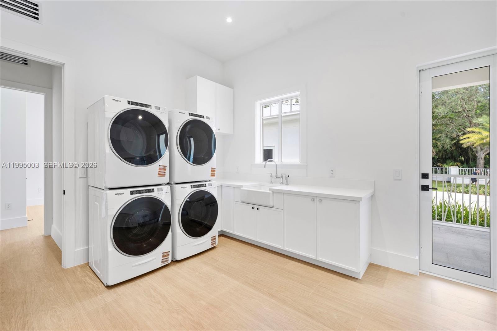 SUNILAND ESTATES 1ST ADDN - Residential