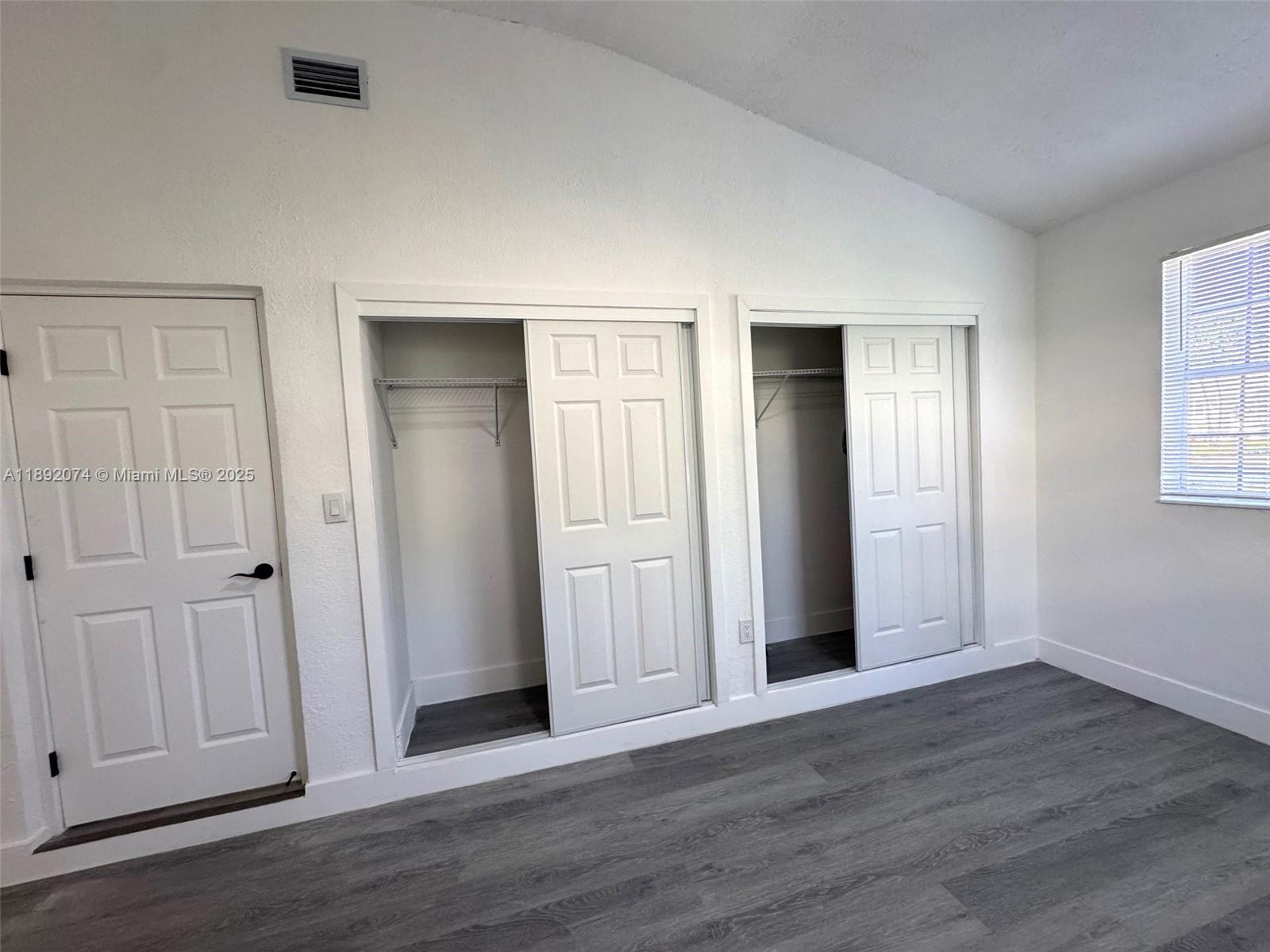 BROADMOOR MANOR - Residential